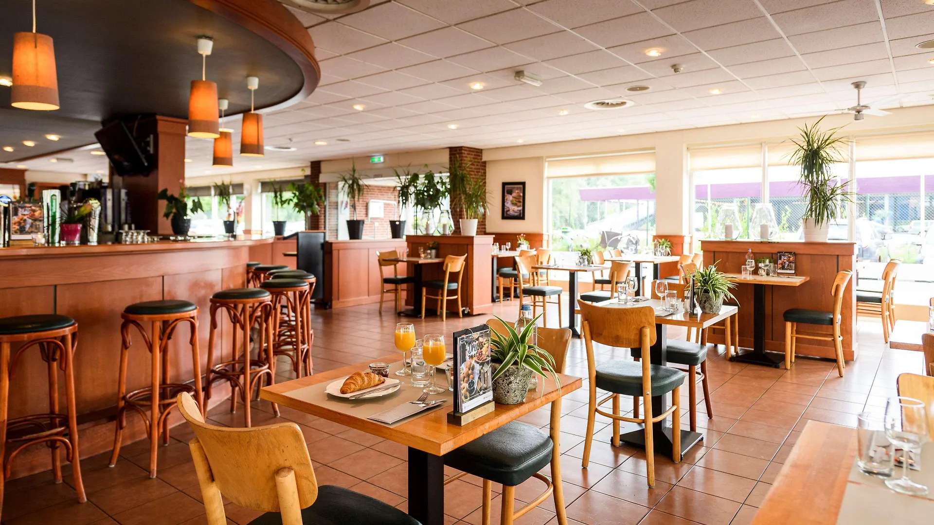 Campanile Hotel & Restaurant Ντελφτ
